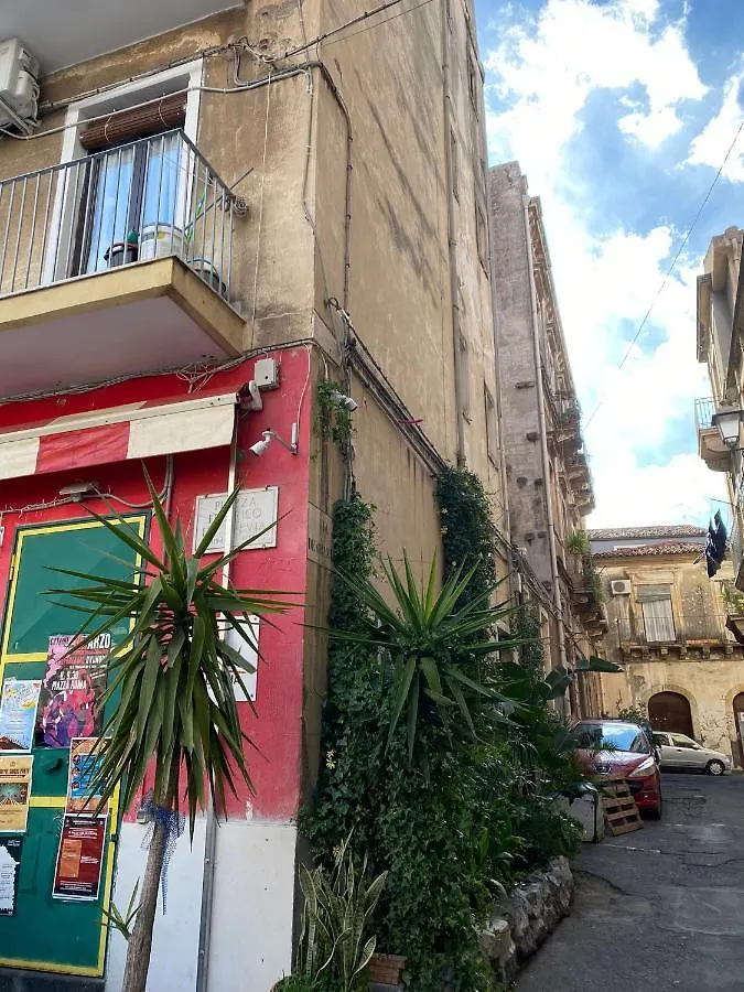 Appartamento Casa Melina Aeroporto di Catania Fontana Rossa