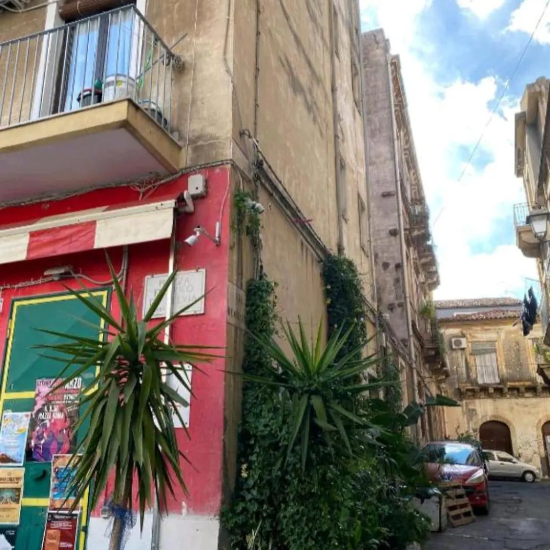 Appartamento Casa Melina Aeroporto di Catania Fontana Rossa
